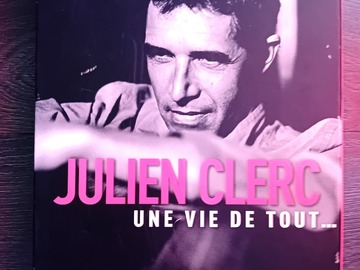 Vente: Julien Clerc, une vie de tout...- David Kuhn - Marque-Pages