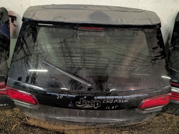 Selling with online payment: 2020 Jeep Cherokee Trunk Lid black