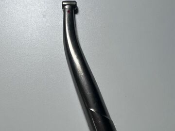 Gebruikte apparatuur: Mr Dental l Sirona T1 Classic l Rode hoekstuk