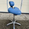 Gebruikte apparatuur: Mr Dental l BQE blauw l Assistente stoel l Tandarts stoel