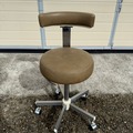 Gebruikte apparatuur: Mr Dental l Bruine Assistente / Tandarts stoel