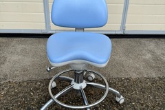 Gebruikte apparatuur: Mr Dental l Blauwe Assistente / Tandarts stoel