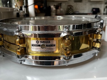 Selling with online payment: Yamaha SD493 14x3.5-inch piccolo snare drum