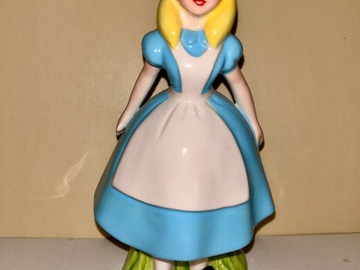 Selling with online payment: 80's Alice in Wonderland figurine