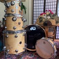 Selling with online payment: DW Collector’s Exotic Mapa Burl 5-piece