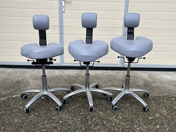 Gebruikte apparatuur: Mr Dental l BQE Grijs l Tandarts stoel