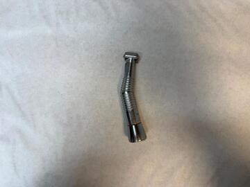 Gebruikte apparatuur: Mr Dental | Kavo | Lux 2 | 24 LN | Rode hoekstuk | Tandarts