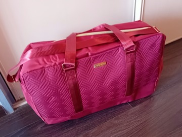 Vente: Sac de voyage rouge bordeaux - NEUF