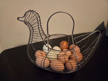 Selling with In-person Payment: Farm fresh chicken eggs