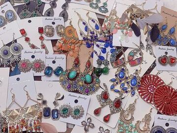 Bulk Lots: 200pairs of fashionable retro style exaggerated earrings