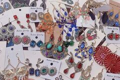 Bulk Lots: 200pairs of fashionable retro style exaggerated earrings