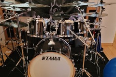 Selling with online payment: 7 piece Tama Superstar Classic drum set
