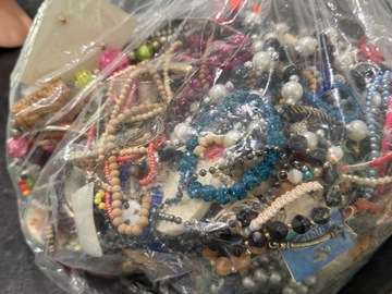 Bulk Lots: ✨ 1 POUND MIXED JEWELRY LOT ✨