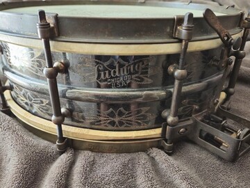 Selling with online payment: 1920's Vintage Ludwig Black Beauty 