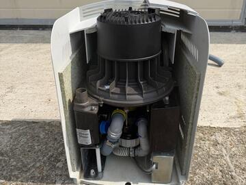 Gebruikte apparatuur: Mr Dental | Durr Dental l 230V | Natte Afzuiger l VSA300 S l Tand