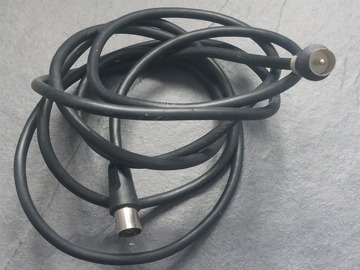 À vendre: Cables coaxiaux et matériels pour câble coaxial