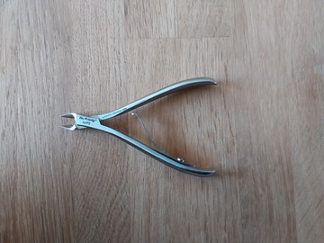 Gebruikte apparatuur: Hu-Friedy Tissue Nipper Goldman-Fox - NIPS, 10 cm
