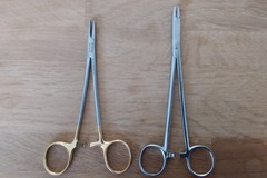 Gebruikte apparatuur: Hu-Friedy naaldvoerders, NH-5038 en F-15-39