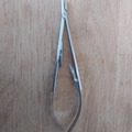 Gebruikte apparatuur: Castroviejo Naaldvoerder 1152, 14,0 cm