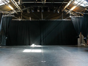 Alquiler por días: Le Samovar : Théâtre & Salles de Répétition à Bagnolet (700 m²)
