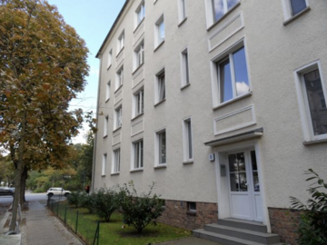 Tauschobjekt: Baumschulenweg 2-Zimmer-Wohnung gegen 3/4 Zimmer mit Zuzahlung