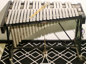 Selling with online payment: Musser M44 Combo Vibraphone