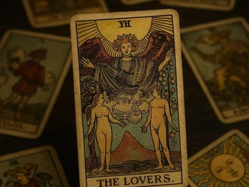 Selling: my romance with my silent nowhere love interest tarot cards