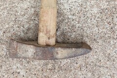 À vendre: Marteau  deux taillants