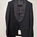 Selling with online payment: [EU][NO US TAX] NWT Suitsupply black s150 tuxedo jacket, 36R