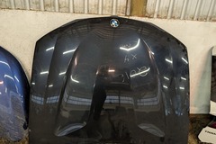 Selling with online payment: 2016 BMW X4 Hood