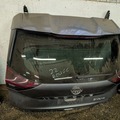 Selling with online payment: 2022 Nissan Rouge Trunk Lead