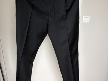 Selling with online payment: [EU][NO US TAX] NWOT Suitsupply black s130 tuxedo trousers, w32