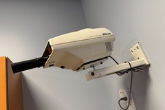 Selling with online payment: Nikon Chart Projector NP-3 with Remote