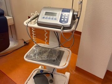 Gebruikte apparatuur: NSK Surgic XT Plus chirurgische implantaatmotor compleet