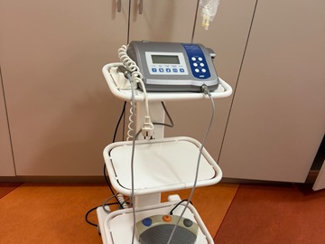 Gebruikte apparatuur: NSK Surgic XT Plus chirurgische implantaatmotor compleet