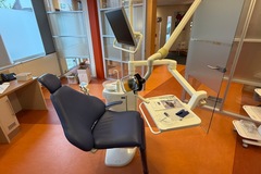 Gebruikte apparatuur: Complete Planmeca Compact i behandelunit met stoel en cart