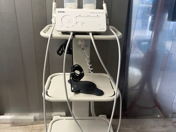 Gebruikte apparatuur: Mr Dental l Piezon Master 700 l Dental Cart l Set