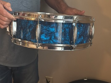 Selling with online payment: Gretsch Catalina Club Round Badge CT1-J403 3pc Drum Kit — Blue Sa