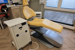 Gebruikte apparatuur: Gebruikte dsa cart en technodent stoel, recent onderhoud gehad.