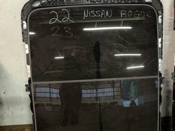 Selling with online payment: 2022-2023 Nissan Rogue Sunroof 