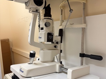 Selling with online payment: Reichert XCEL 255 Slit Lamp – Complete Tabletop Unit – No Tonomet