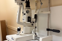 Selling with online payment: Reichert XCEL 255 Slit Lamp – Complete Tabletop Unit – No Tonomet