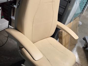 Selling with online payment: Topcon OC-2200 Ophthalmic Chair