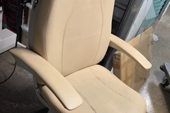 Selling with online payment: Topcon OC-2200 Ophthalmic Chair