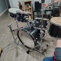 Selling with online payment: Yamaha drum set 
