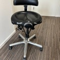 Gebruikte apparatuur: Ergonomische zadelkruk 