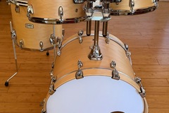 Selling with online payment: Yamaha Tour Custom Drum Set