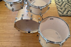 Selling with online payment: Yamaha Tour Custom Drum Set