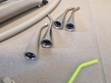 Gebruikte apparatuur: Faro meerfunctiespuit met div extra tips en adapters