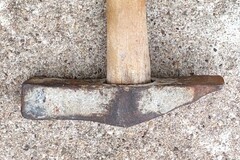 À vendre: Marteau   un taillant